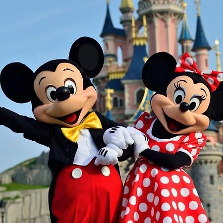 L'Olivier Centre Ville Parking Disneyland 4 Personnes Et 1 Bebe Bailly-Romainvilliers Eksteriør bilde